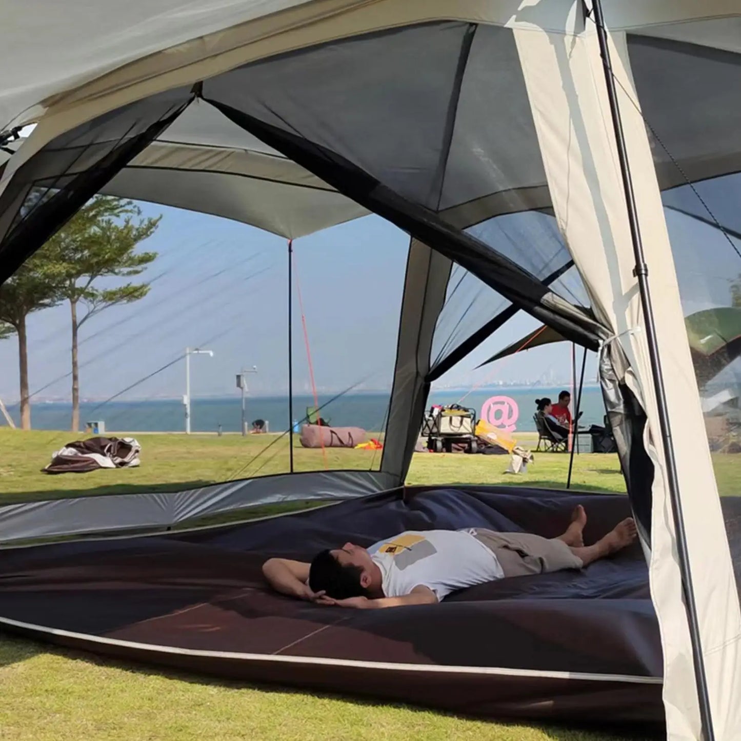 Outdoor Tent UV Resistant Sunshade House Screen House Tent For Family Trip Backyard Picnic Hiking Road Trips Travel