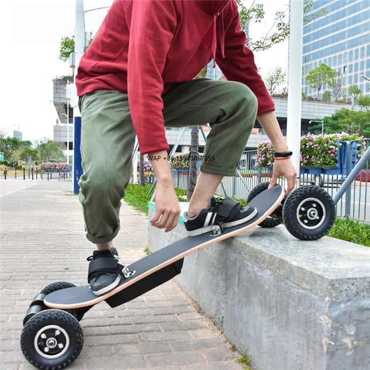 OEM High Speed Bushing Automatic Skateboard Electric Off-Road Skateboard