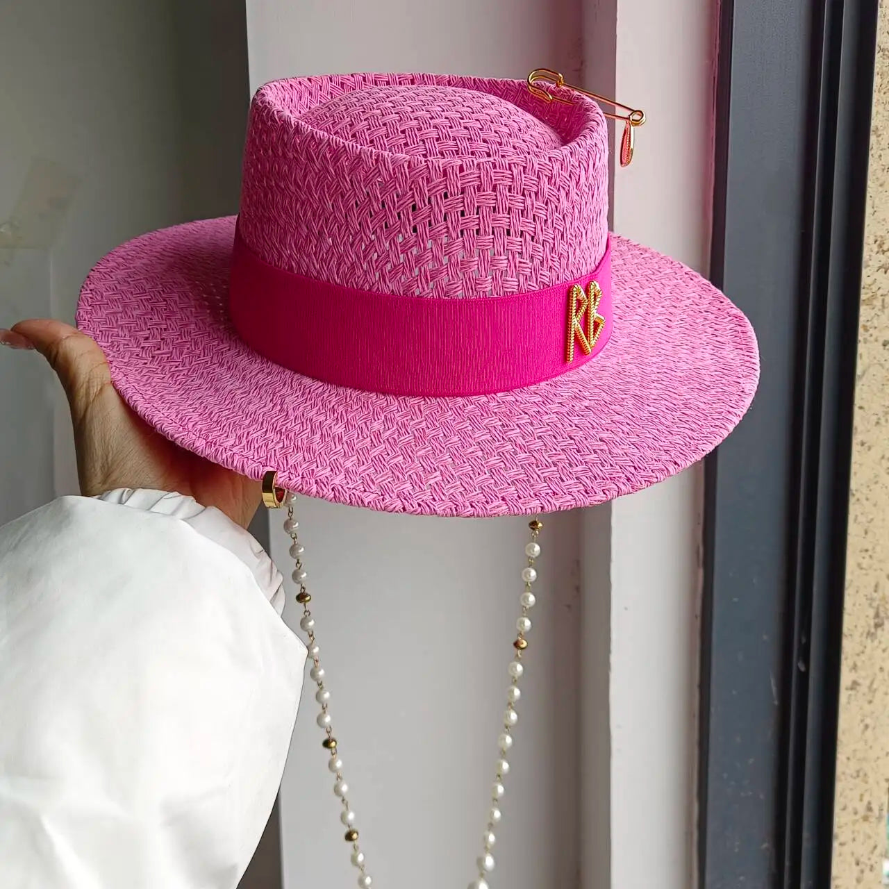 Metal RB letter summer straw hat for men and women summer outdoor vacation beach sun hat panama hat  beach accessories