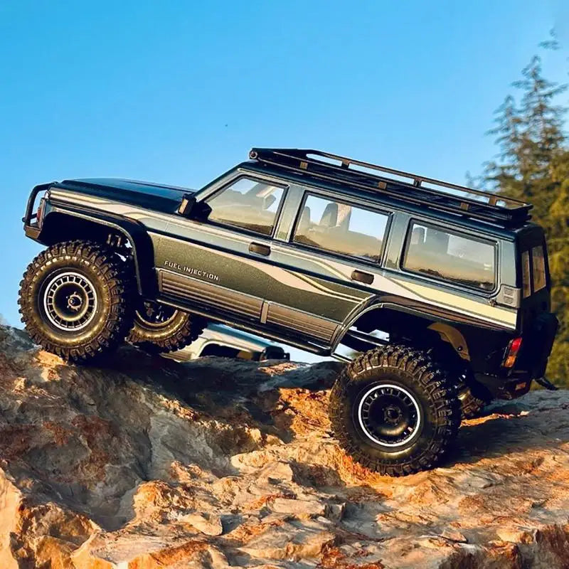 1/10 Scale YK4107 RC Crawler 4WD Dual Speed Lock Differential Remote Control Off Road Climbing Hobby RC Model Car Toy Vehicle