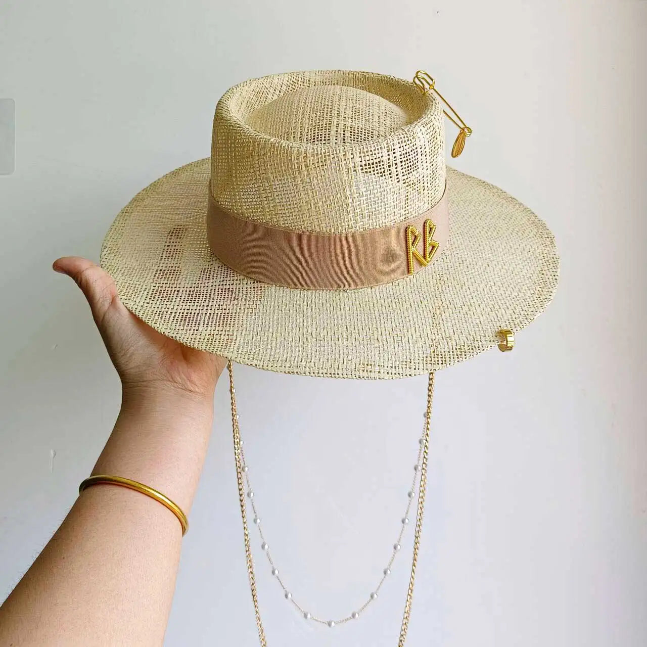 Metal RB letter summer straw hat for men and women summer outdoor vacation beach sun hat panama hat  beach accessories