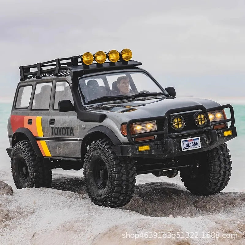 Fms 1:10 Rc Fcx Toyota Lc80 Simulation Off-Road Climbing Vehicle With High And Low Speed Remote Control Remote Control Toy Car